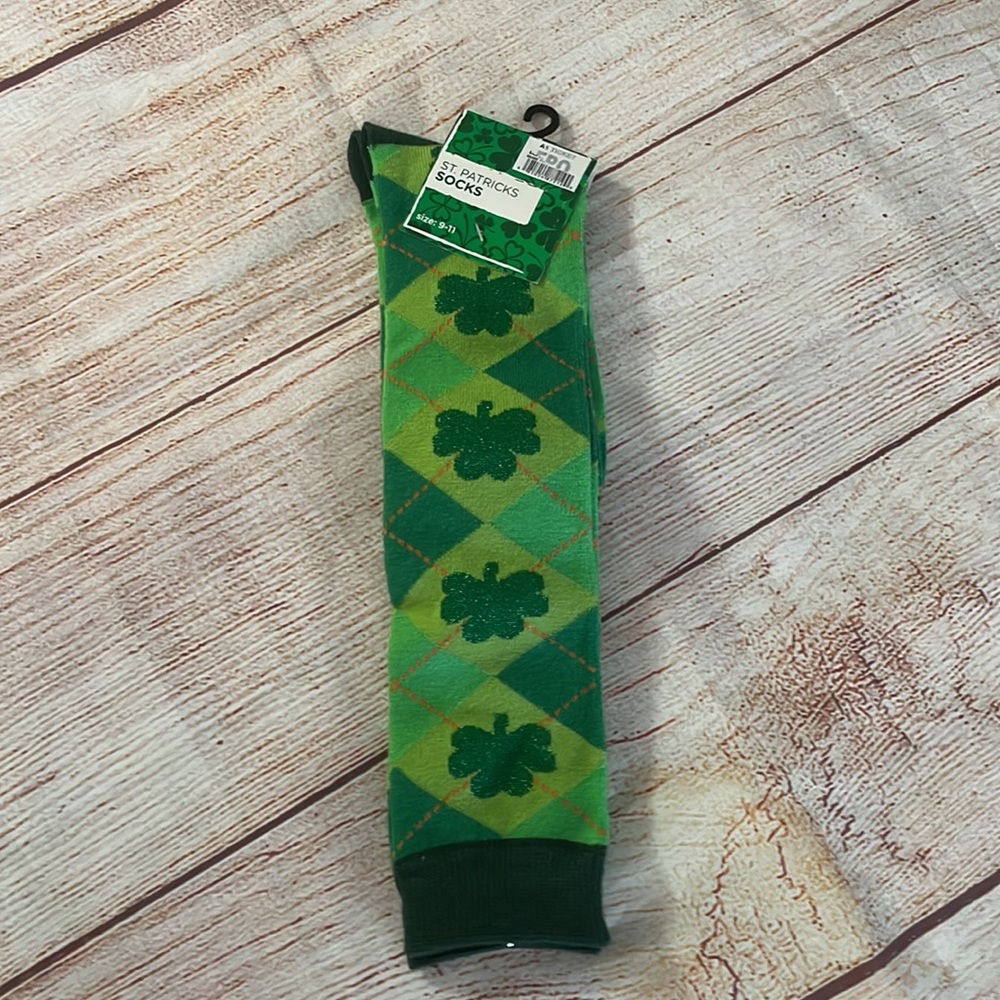 ST. Patrick’s socks - Picture 2 of 3
